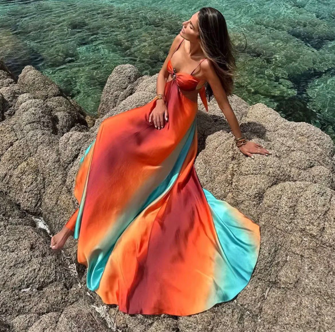 Vestido Feminino Sunset Glow – Elegância, Cor e Sensualidade na Medida Certa