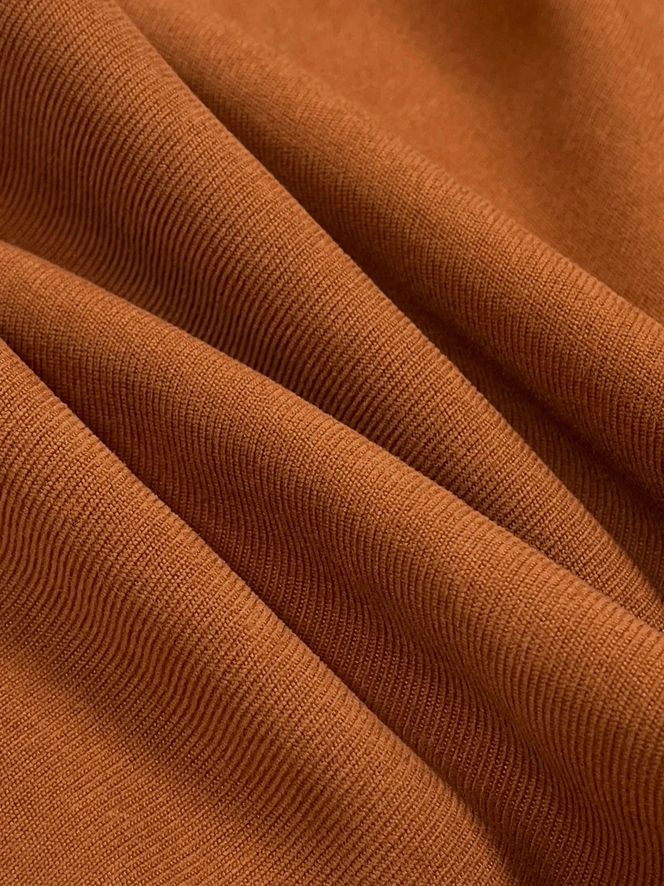 Calça Feminina Luma — Elegância e Conforto em uma só Peça