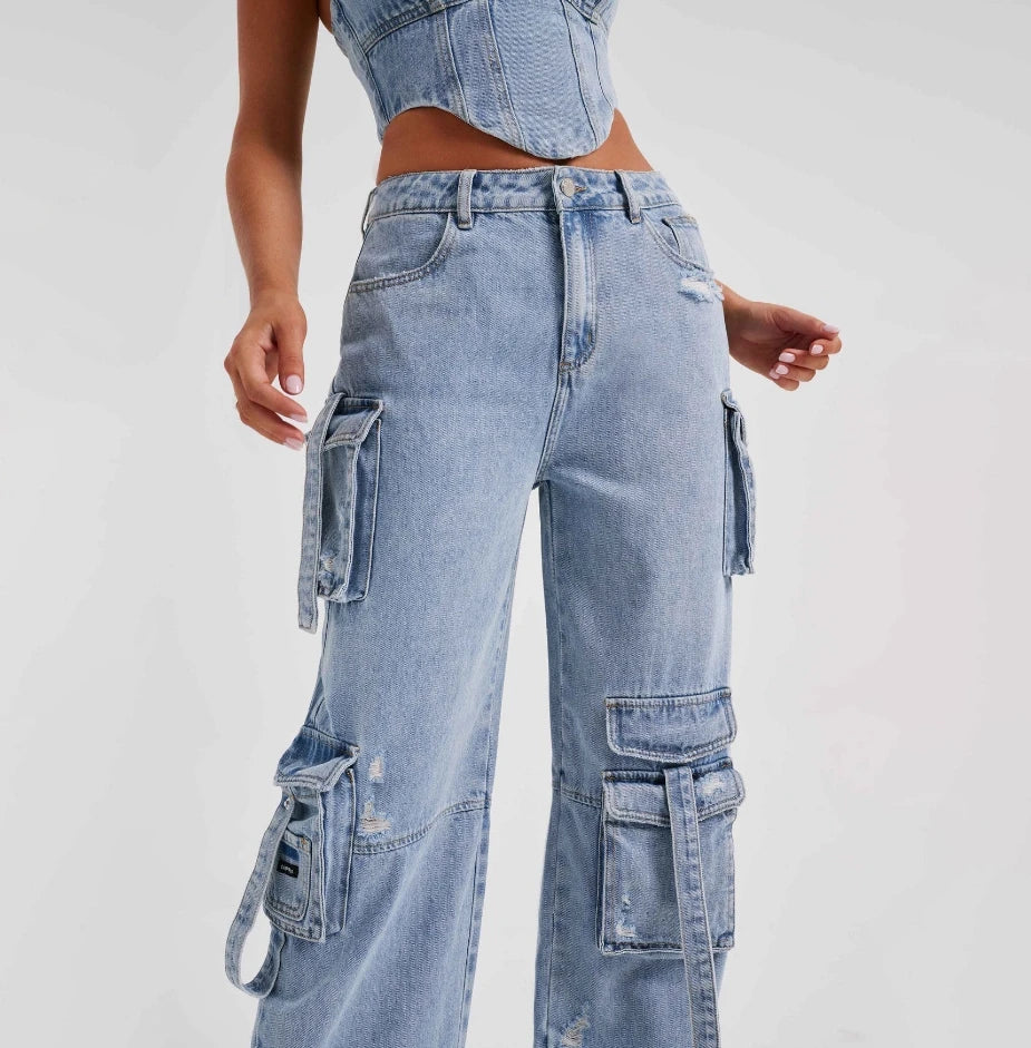 Calça Jeans Cargo – Estilo urbano, conforto e charme em cada detalhe