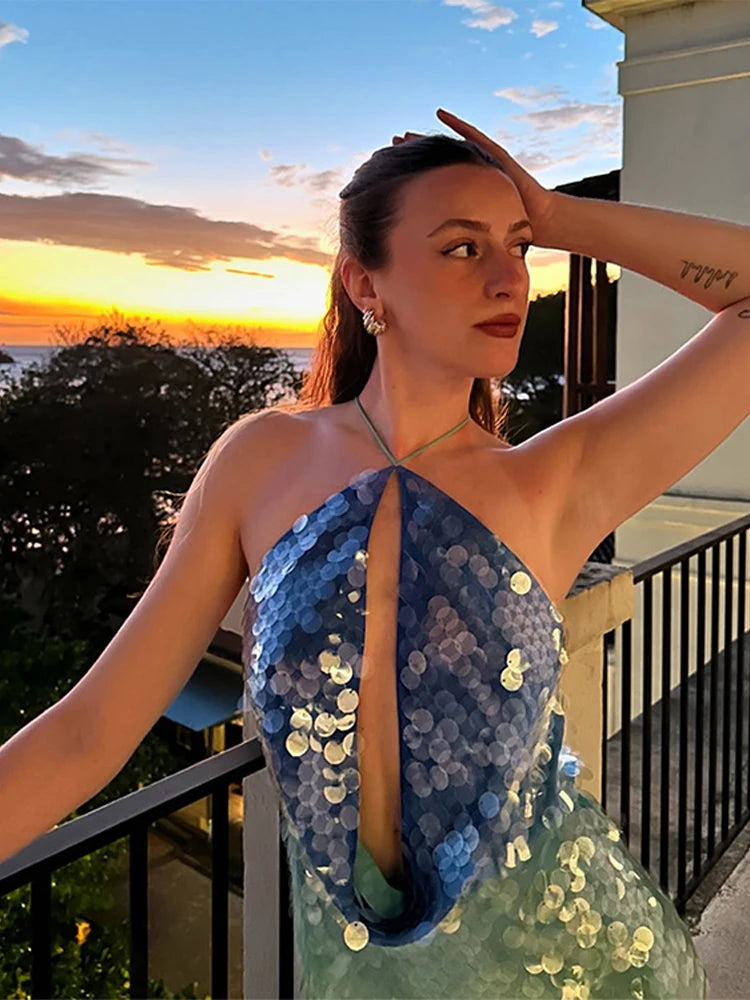 Vestido Glamour Aurora – O Look Que Ilumina Qualquer Festa