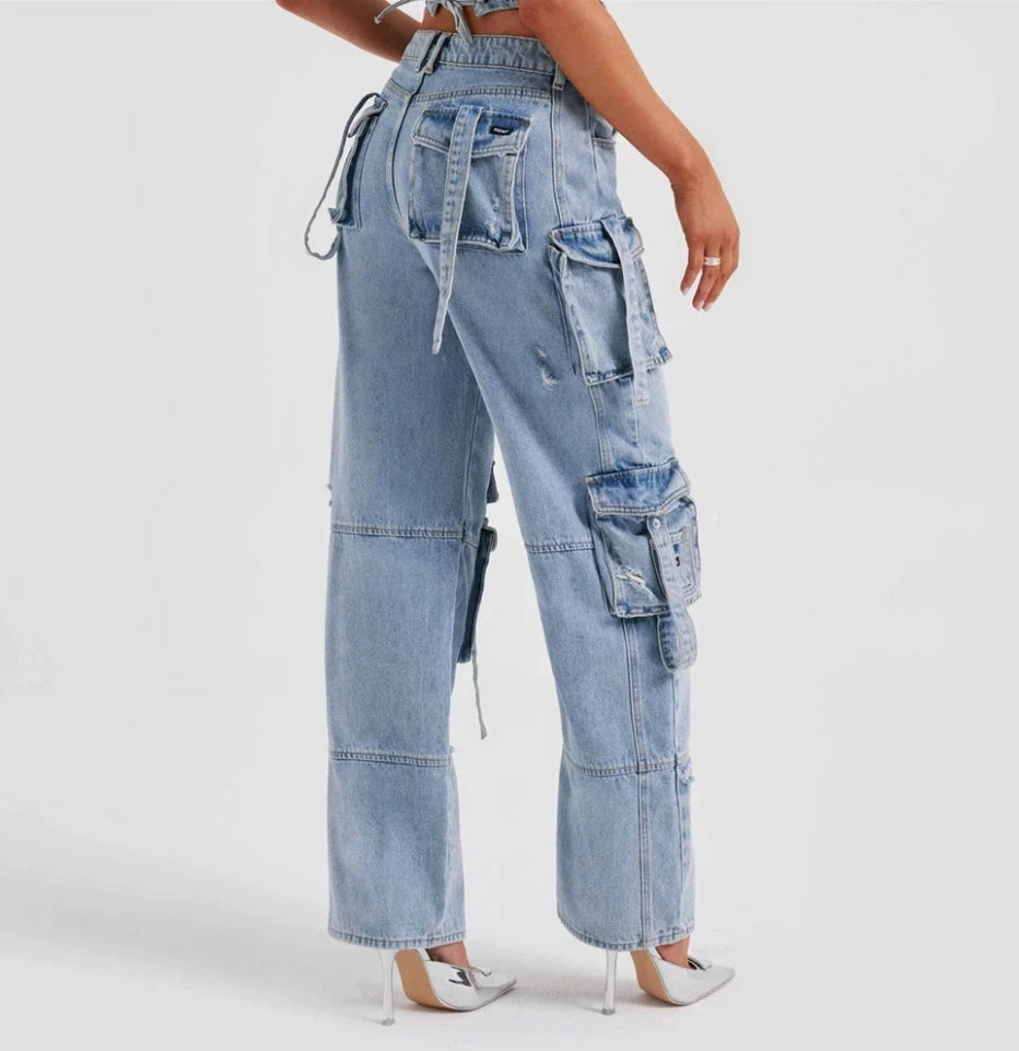 Calça Jeans Cargo – Estilo urbano, conforto e charme em cada detalhe