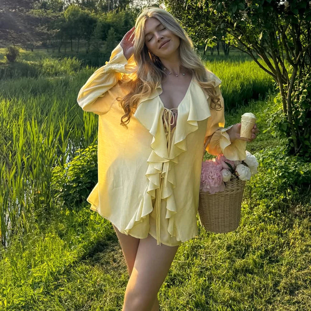 Conjunto de Short e Blusa Manga Longa e Babados Bela