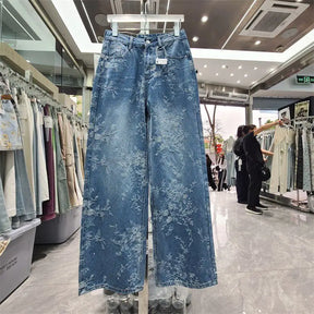 Calça Jeans Boca Larga – Estilo, Conforto e Design que Valoriza Você