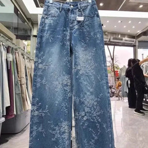 Calça Jeans Boca Larga – Estilo, Conforto e Design que Valoriza Você