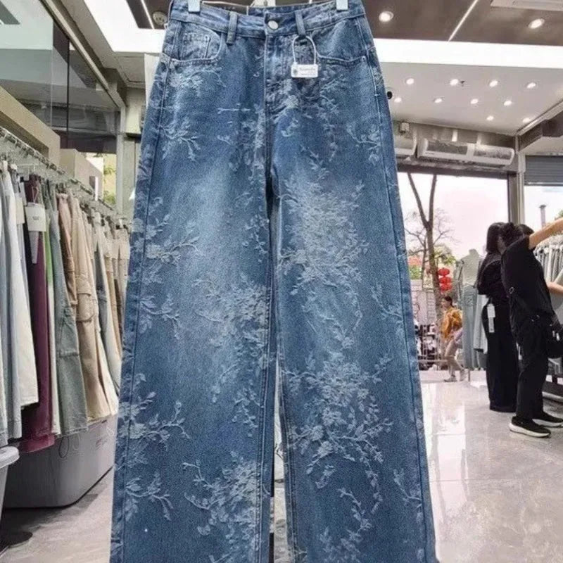 Calça Jeans Boca Larga – Estilo, Conforto e Design que Valoriza Você