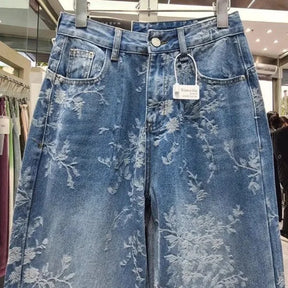 Calça Jeans Boca Larga – Estilo, Conforto e Design que Valoriza Você