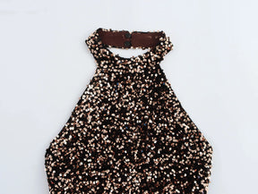 Vestido Curto Brilhante Angelica – Glamour e Elegância