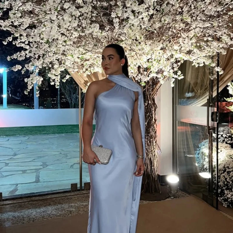 Vestido Longo Charlotte – Charme e Elegância Feminina