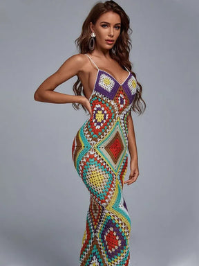 Vestido Longo Crochê – Delicadeza Artesanal em Cores Suaves